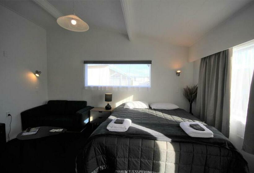 Студия Стандарт, Beach Lodge Motels