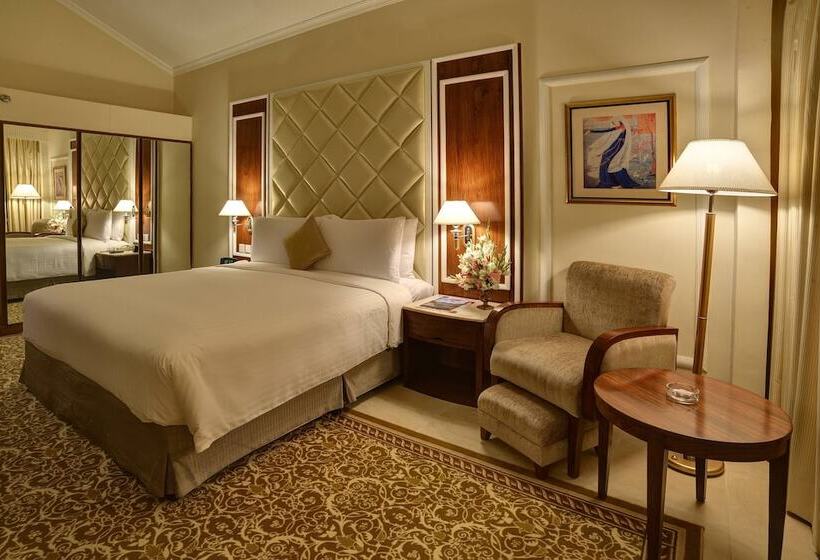 اتاق اجرایی, Islamabad Marriott