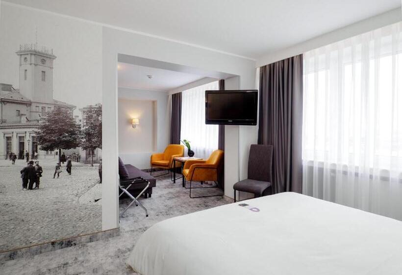Семейный Номер Классика, Mercure Czestochowa Centrum