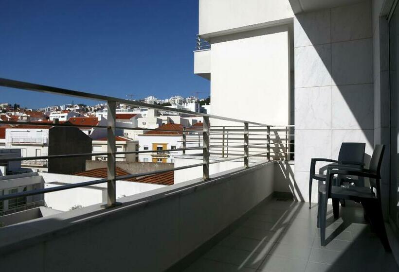 Habitación Triple Estándar, Praia