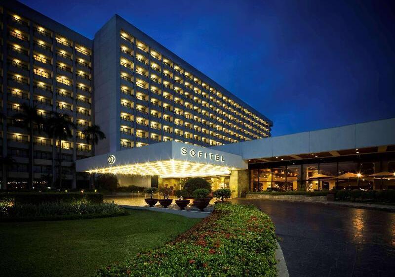 Номер Клуб Кровать Кинг, Sofitel Philippine Plaza Manila