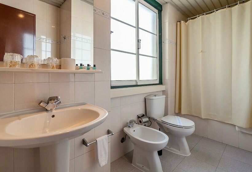 Standard Triple Room, Residencial Horizonte