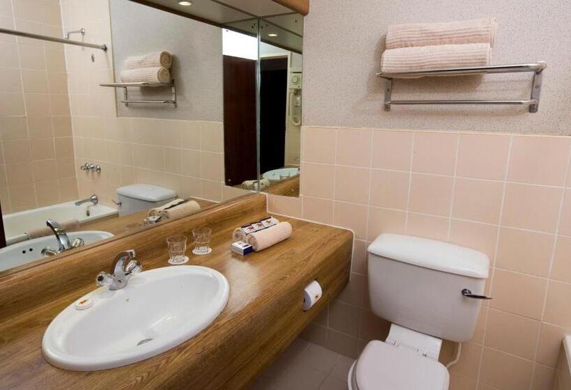 Номер Стандарт, Oudtshoorn Inn