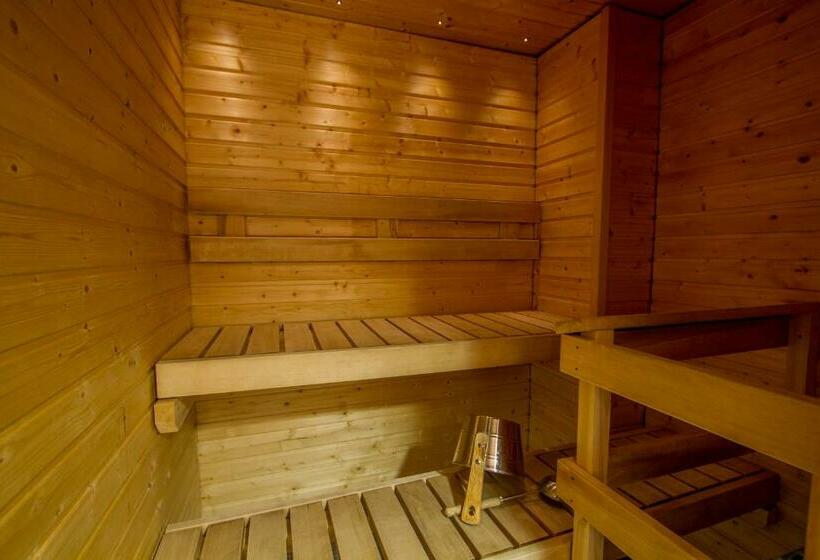 스위트, Economy Hotel Savonia