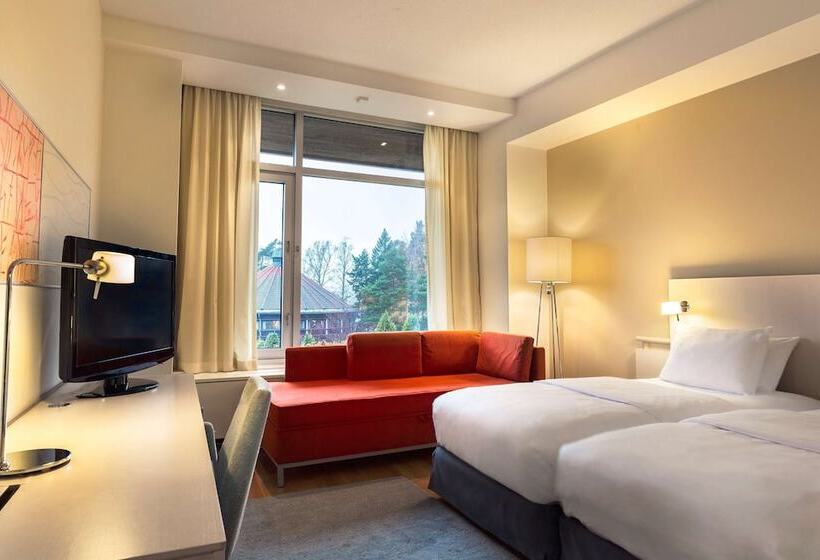 Семейный Номер, Hilton Helsinki Kalastajatorppa