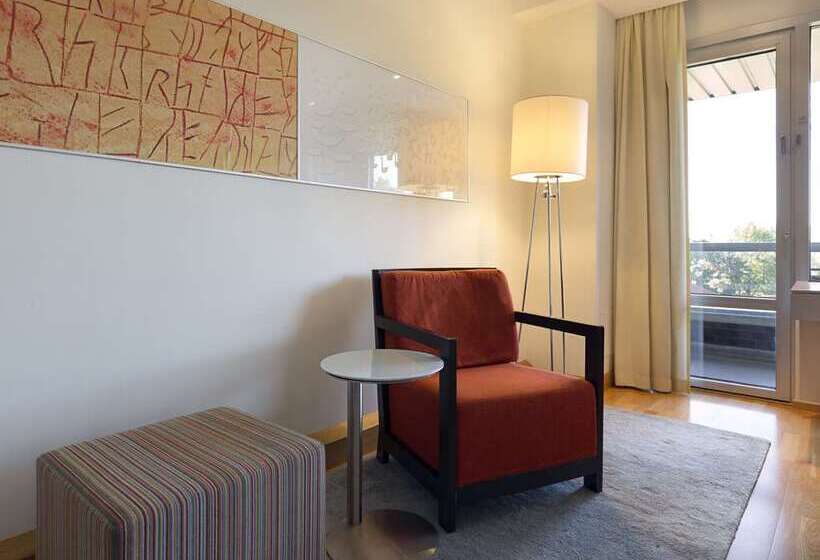 Стандартный Номер Кровать Кинг, Hilton Helsinki Kalastajatorppa