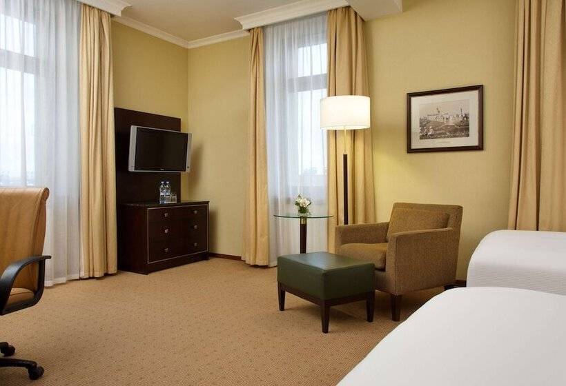 Camera Executive, Hilton Moscow Leningradskaya