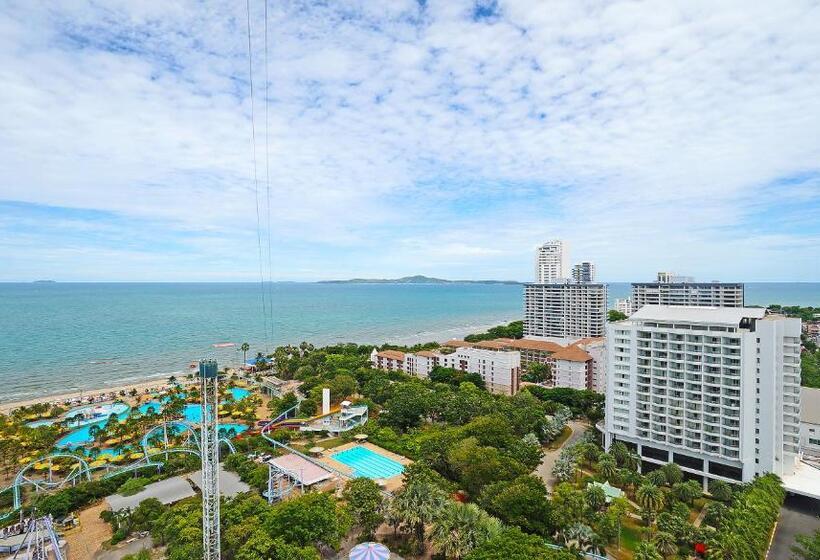 Suíte Júnior, Pattaya Park Beach Resort