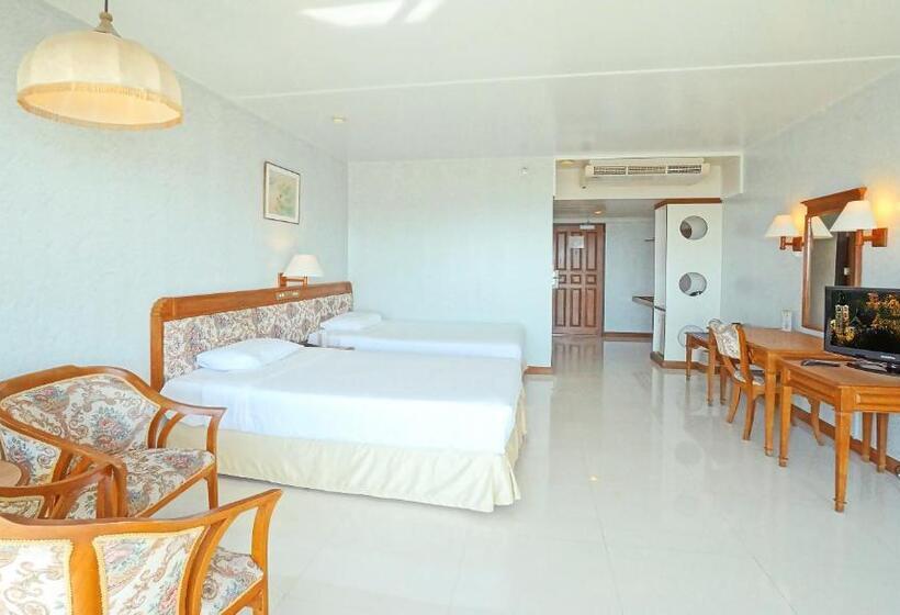 Номер Superior, Pattaya Park Beach Resort