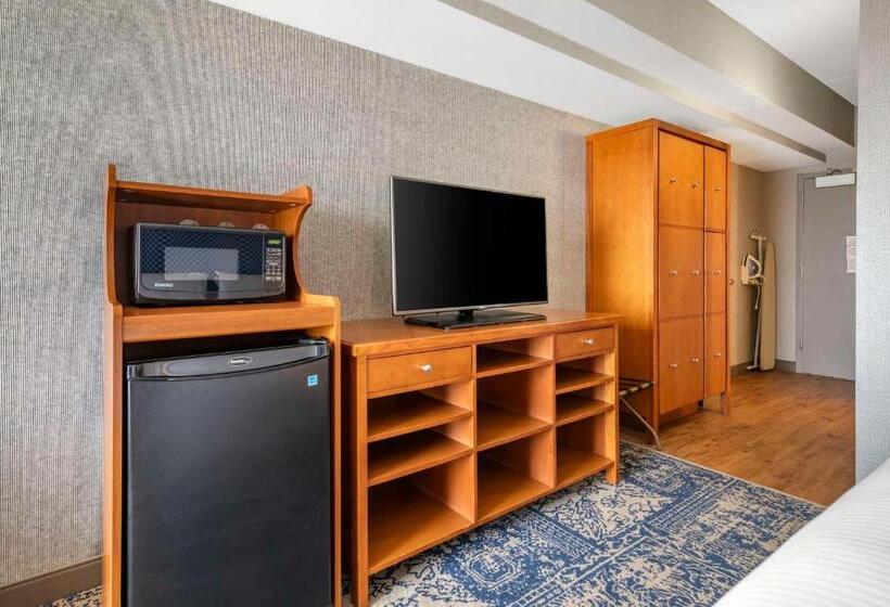 Стандартный Номер Кровать Кинг, Bangor Aviator Hotel Bw Premier Collection
