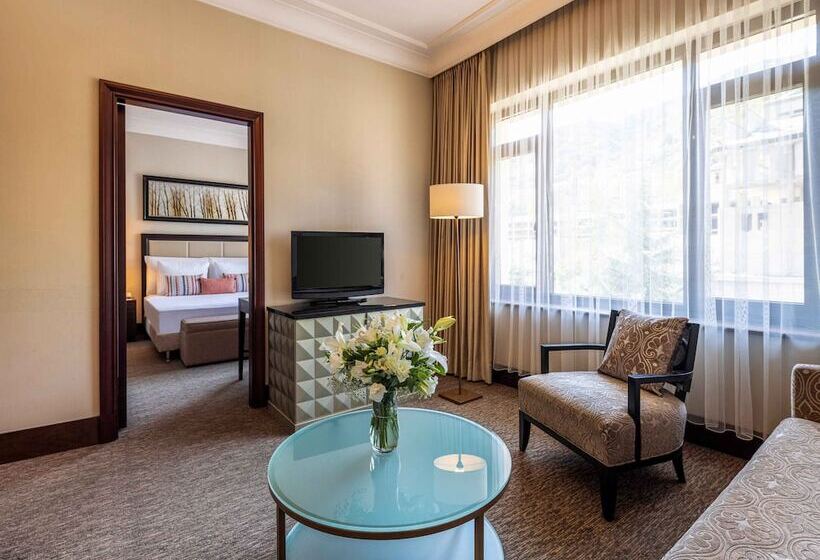 سوییت جونیور, Celik Palace Convention Center Thermal Spa