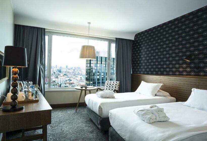 ファミリールーム, The Marmara Pera