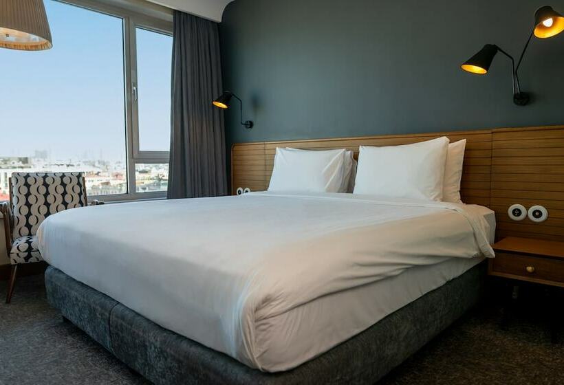 ファミリールーム, The Marmara Pera