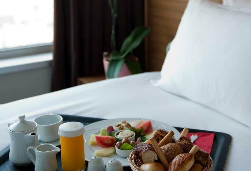 スーペリアールーム, The Marmara Pera