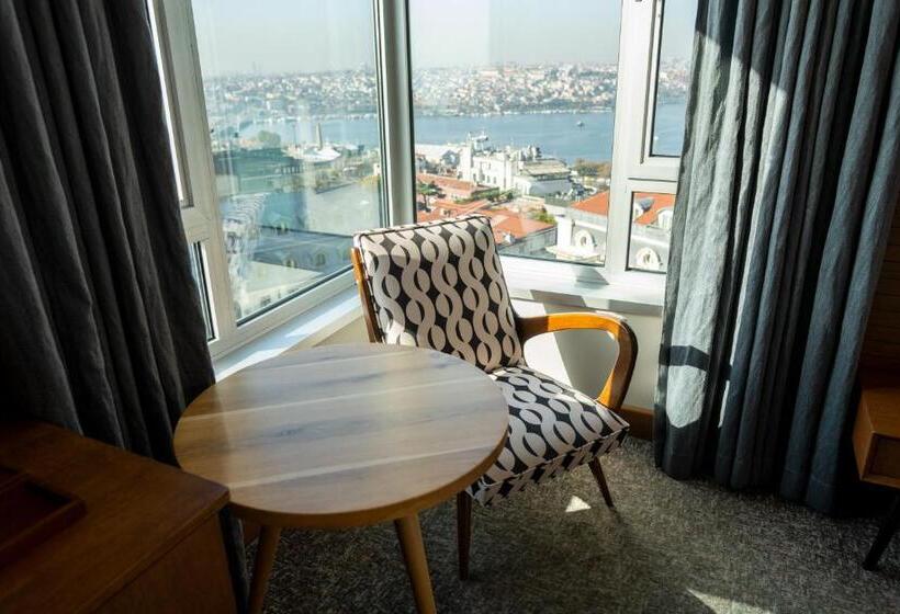オーシャンビューのクラブルーム, The Marmara Pera