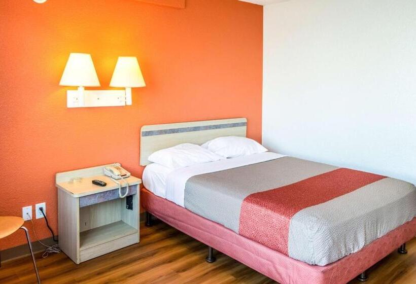 Номер Стандарт Адаптированный для Инвалидов, Motel 6bakersfield, Ca  Convention Center