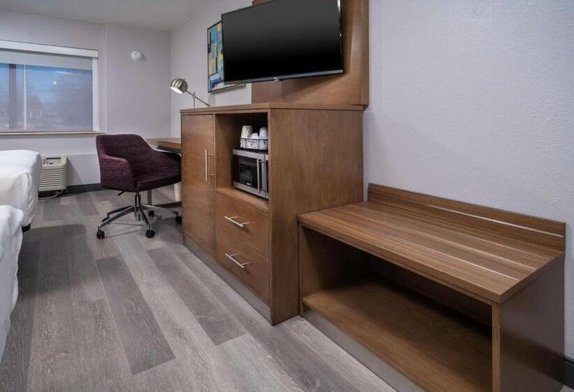 Номер Стандарт Кровать Кинг Адаптированный для Инвалидов, Best Western Plus Raleigh Crabtree Valley