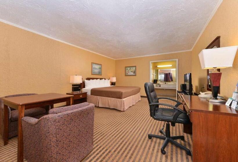 Номер Deluxe, Executive Plus Inn And Suites