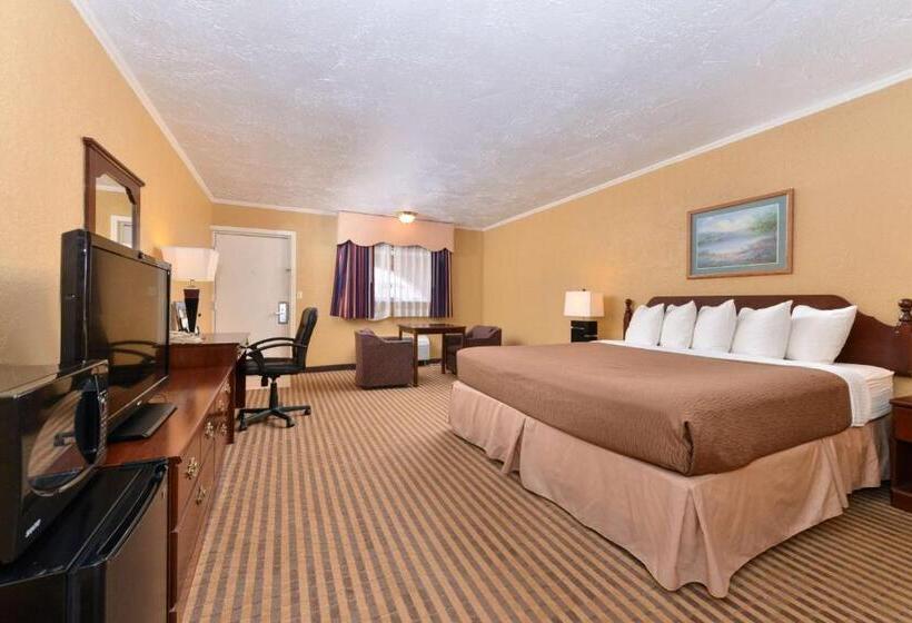 Номер Стандарт, Executive Plus Inn And Suites