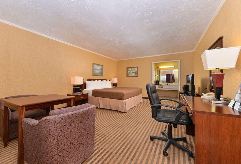 Номер Deluxe, Executive Plus Inn And Suites