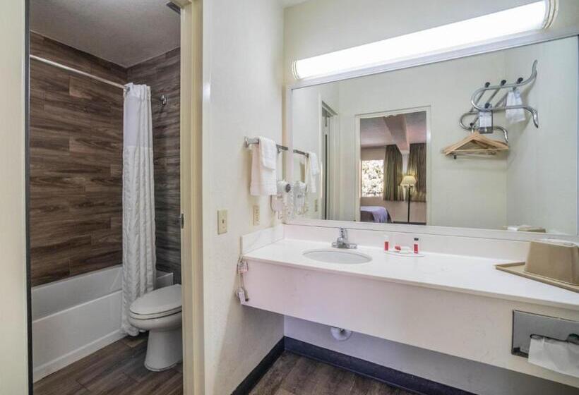 חדר סטנדרט עם מיטת קינג, Super 8 By Wyndham El Paso Airport
