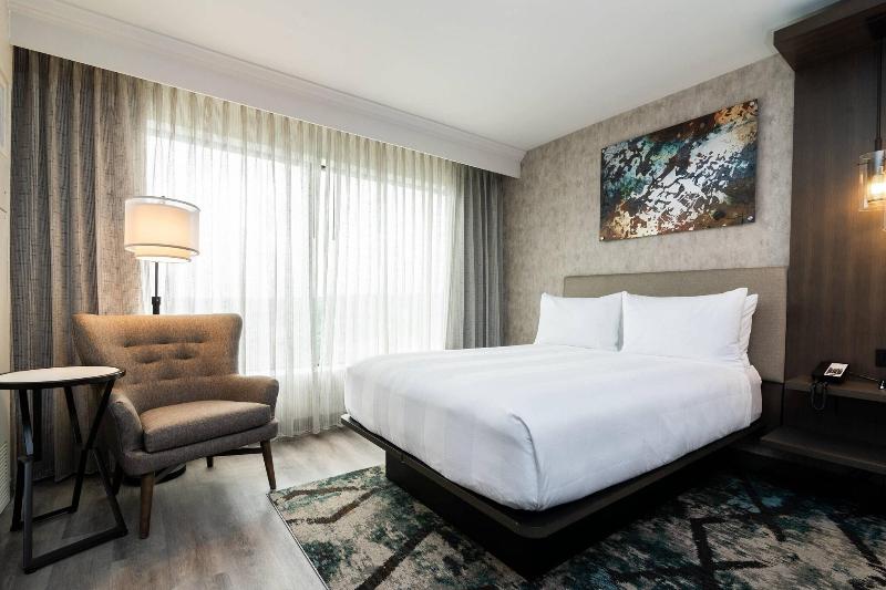 Quarto Estandar Cama King, Columbus Marriott