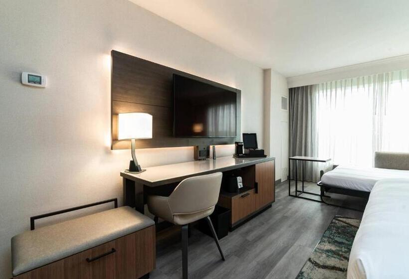 Quarto Estandar Cama King, Columbus Marriott