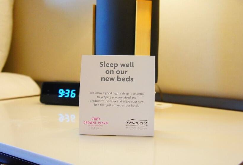 스탠다드 룸 더블 침대 2개, Crowne Plaza Edison, An Ihg