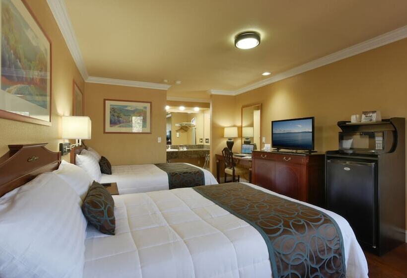 Номер Deluxe, Signature Inn San Jose