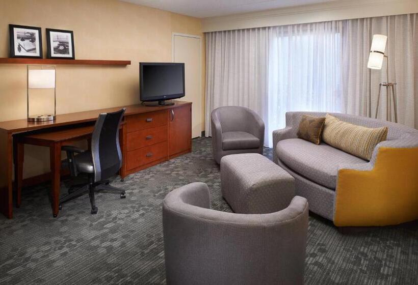 带大床的套房, Courtyard Chicago Deerfield