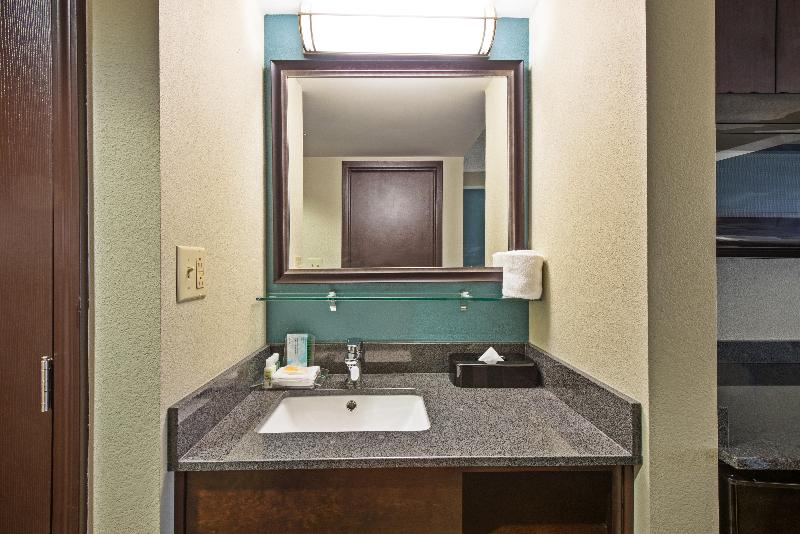 Номер Executive, Holiday Inn Harrisburg East, An Ihg