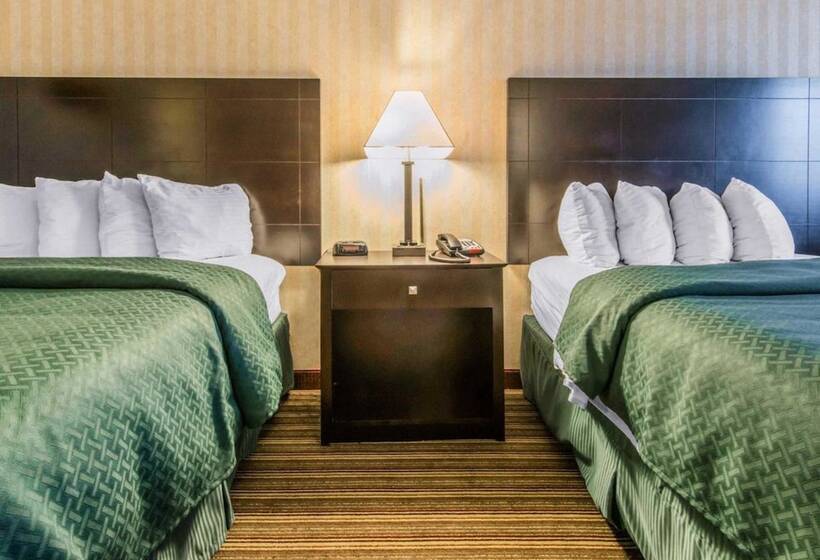 Номер Стандарт 2 Двуспальные Кровати, Quality Inn Barkeyville