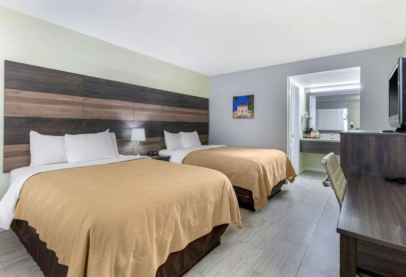 חדר סטנדרט שתי מיטות זוגיות, Quality Inn University North I75