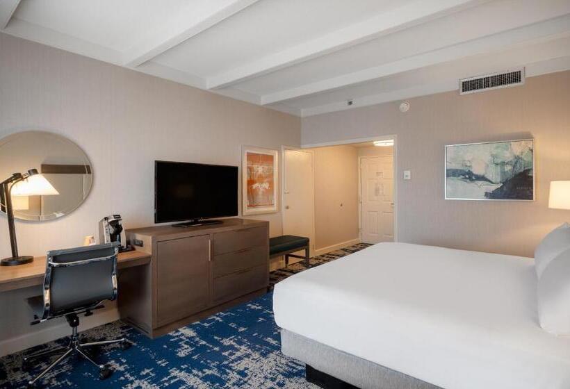 חדר סטנדרט, Crowne Plaza Albany  The Desmond