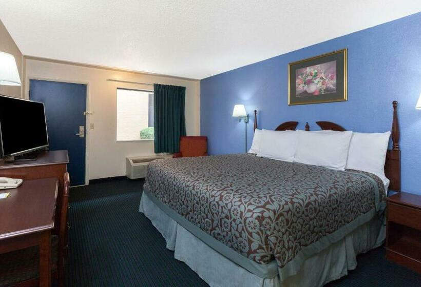 キングサイズベッドのスタンダードルーム, Days Inn By Wyndham Oklahoma City Fairground