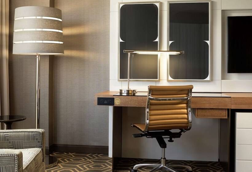 ジュニアスイート, Doubletree By Hilton Dallascampbell Centre