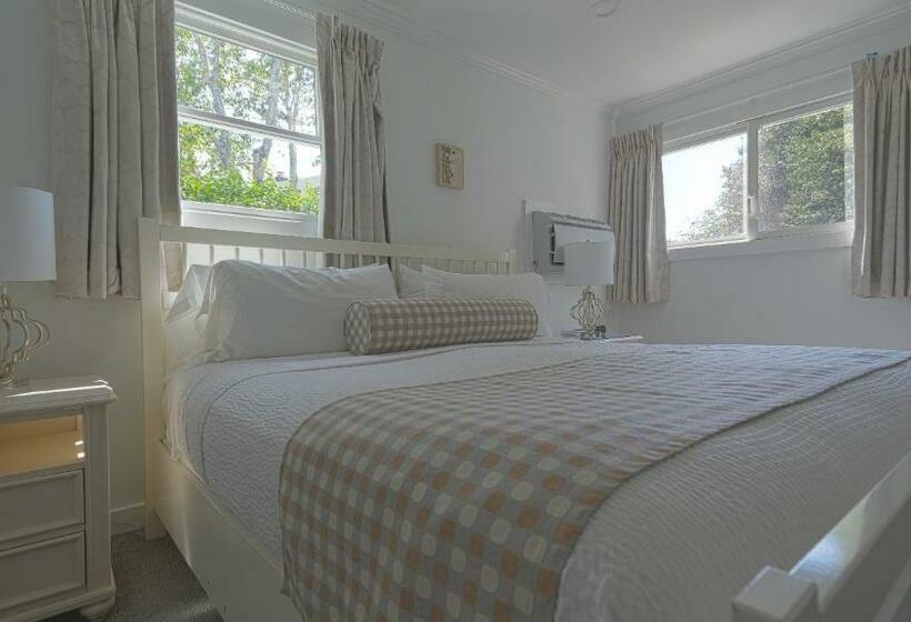 Студия Стандарт, East Hampton House Resort