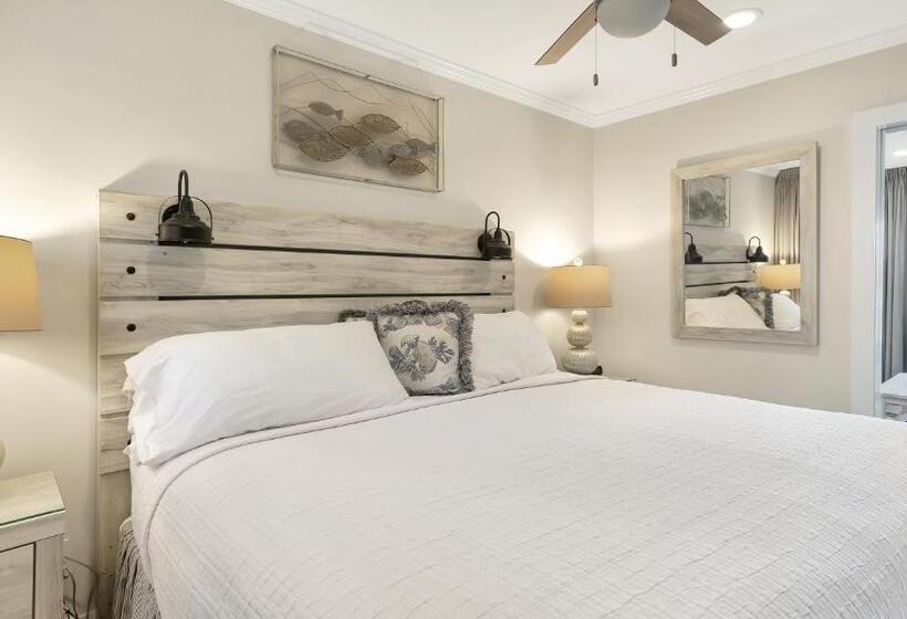 Люкс, East Hampton House Resort