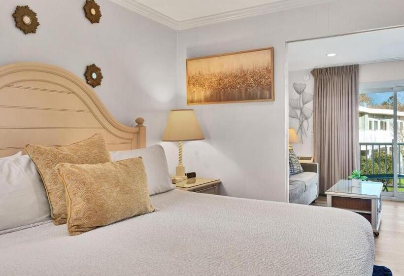 Люкс, East Hampton House Resort