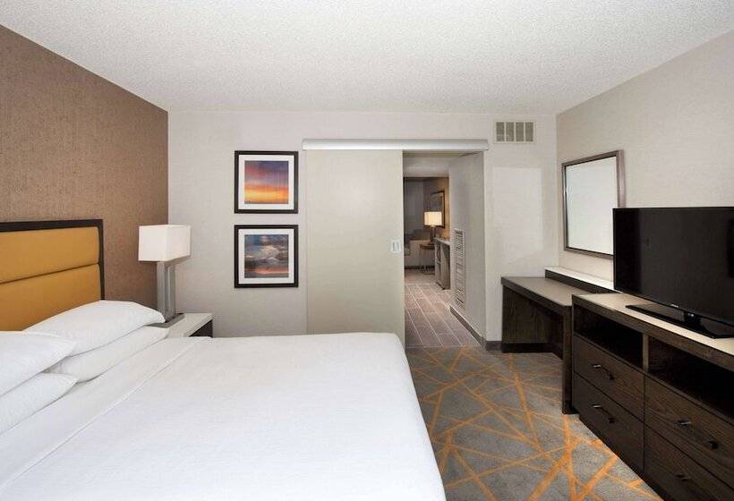 장애인을 위한 스위트, Embassy Suites By Hilton Cincinnati Northeast Blue Ash