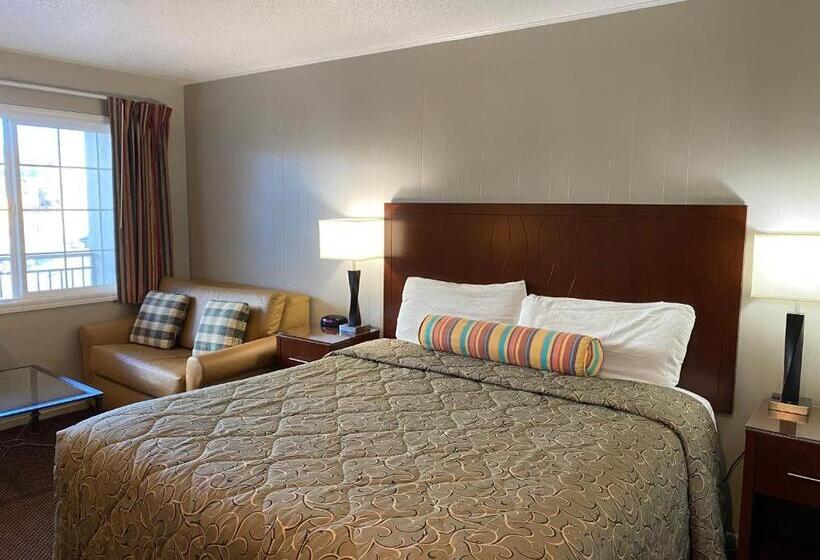 Номер Deluxe Кровать Кинг, Travelers Inn Eugene University