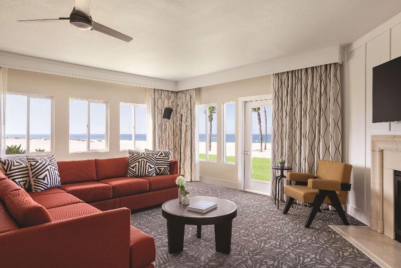 Президентский Люкс, Zachari Dunes On Mandalay Beach, Curio Collection By Hilton