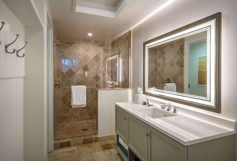 חדר סטנדרט שתי מיטות זוגיות, Hawks Cay Resort