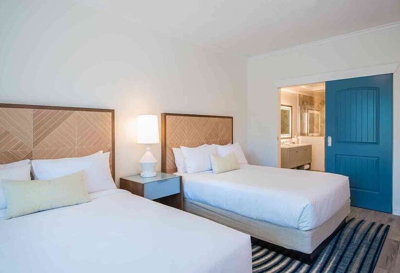 חדר סטנדרט שתי מיטות זוגיות, Hawks Cay Resort