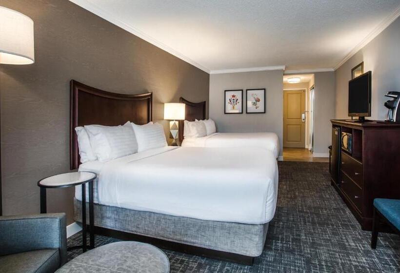 プールビュースタンダードルーム, Holiday Inn Resort Lake George, An Ihg