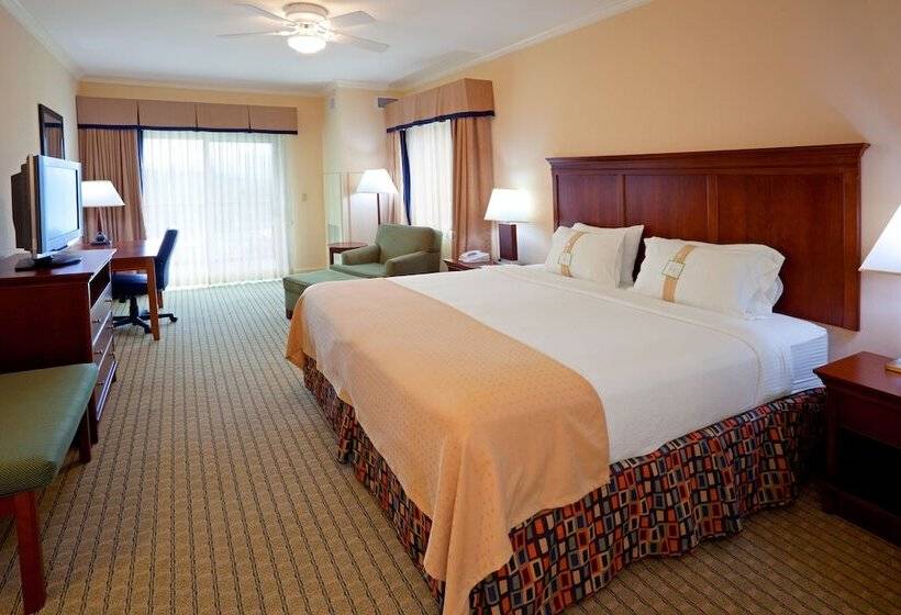 身障者適用スイートルーム, Holiday Inn Resort Lake George, An Ihg