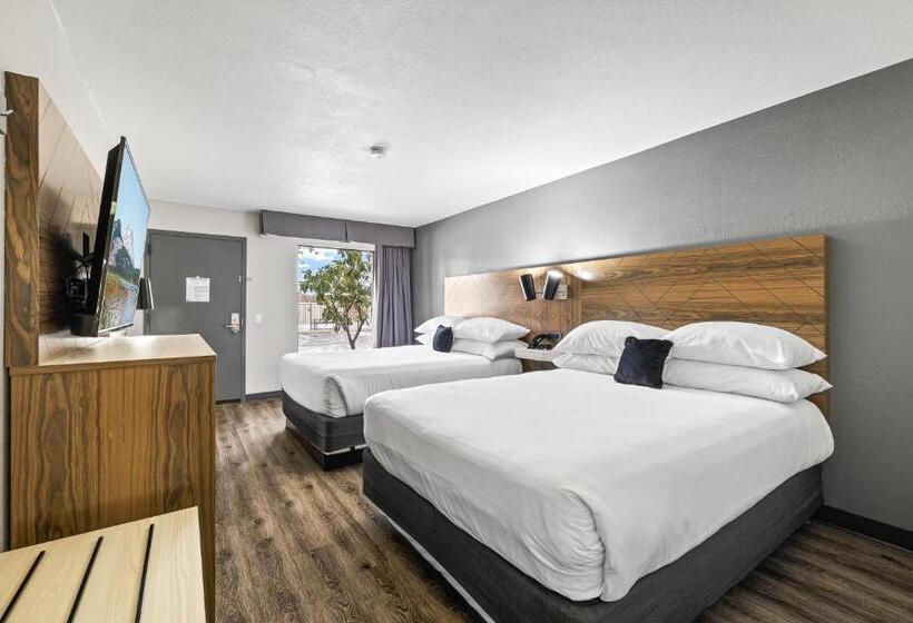 Номер Стандарт, Red Lion Inn & Suites Deschutes River   Bend