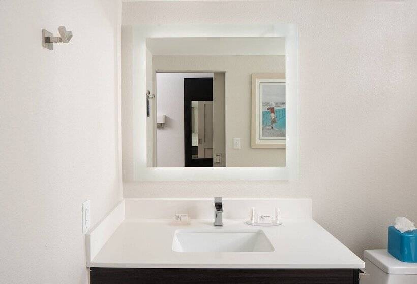 Люкс, Fairfield Inn And Suites By Marriott Palm Beach