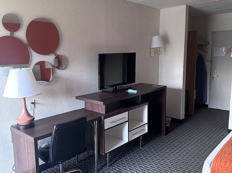 Номер Deluxe, Howard Johnson By Wyndham Newburgh