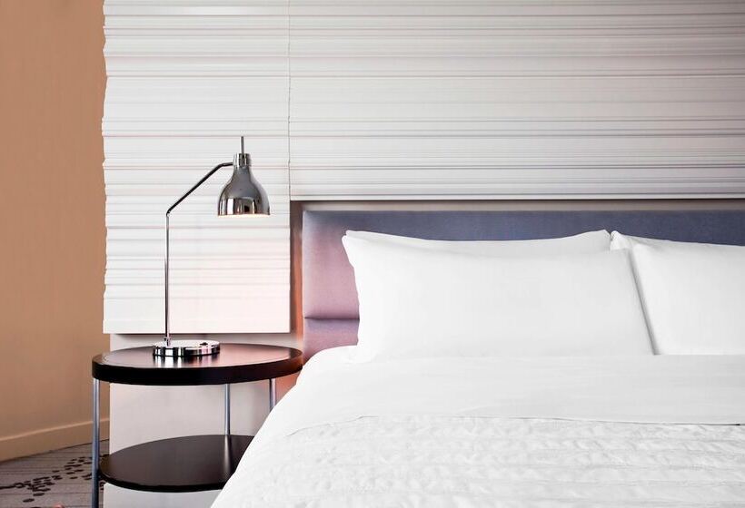 Номер Классика Двуспальная Кровать, Le Meridien New Orleans
